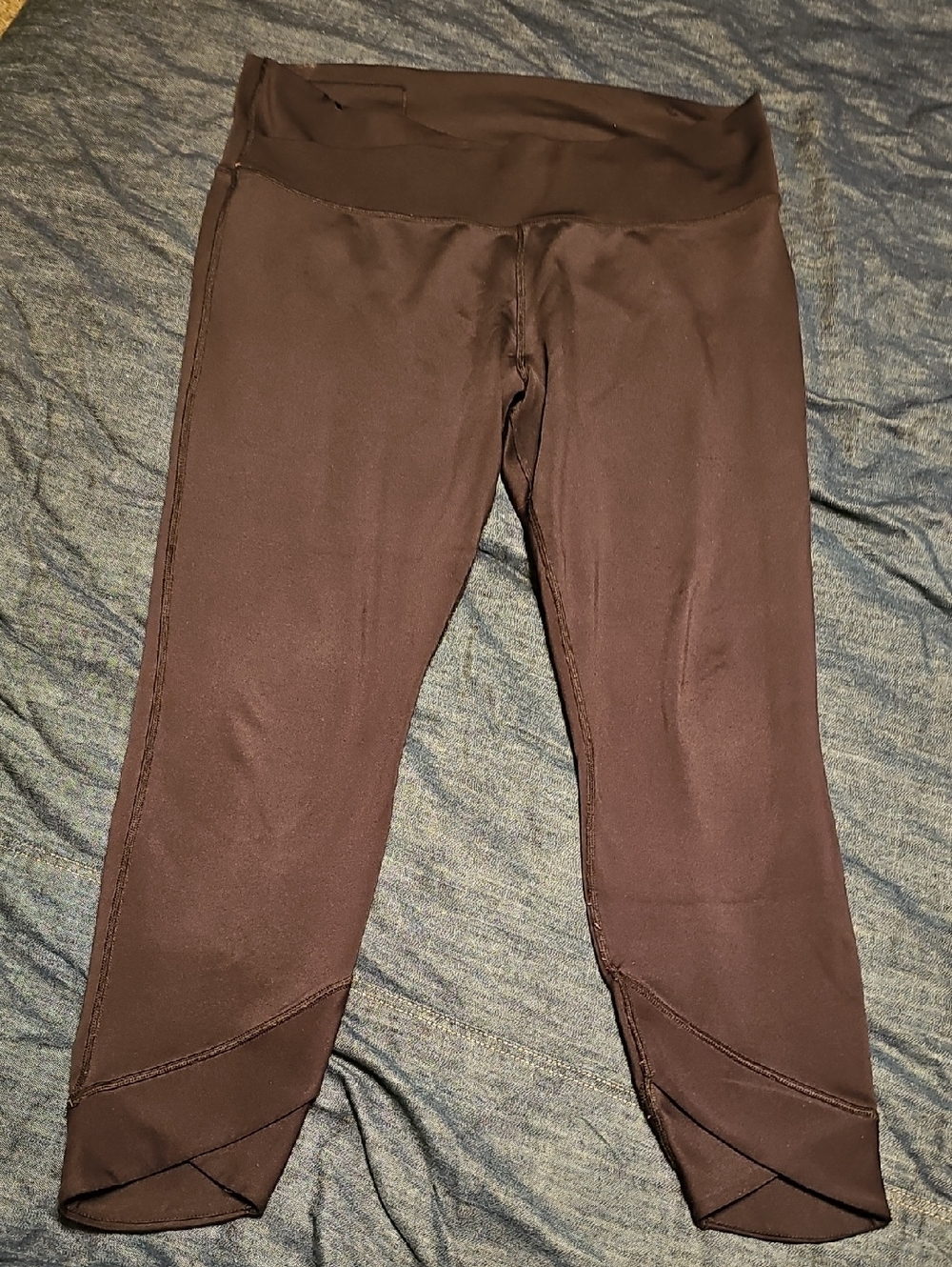 Nike Womens Black Capri Yoga Leggings XL